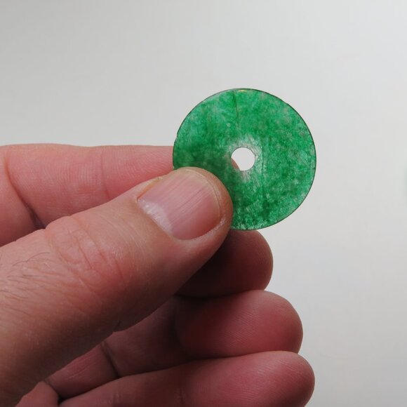 Jade Bangle & Ring & 3 carved pendent Lot Sale. - Picture 7 of 12